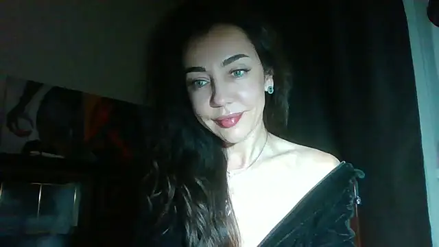 Snapshot of Fellaris chatting on December 5, 2025, 2:47 pm Fellaris online show from December 5, 2025, 2:47 pm