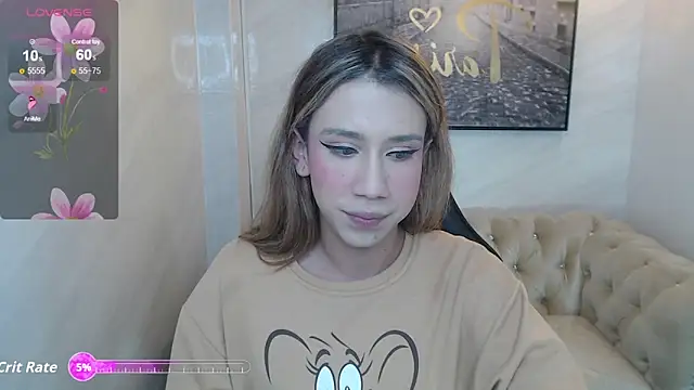 Evy Luxx v online show from April 30, 2026, 3:46 am