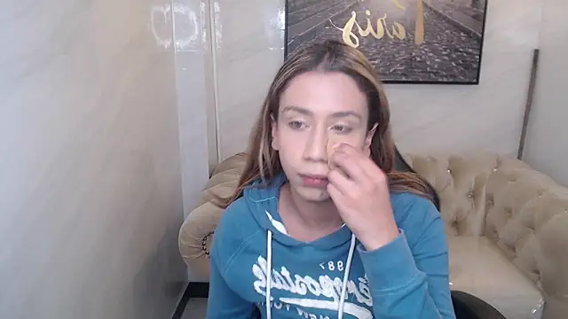 Evy Luxx v online show from May 2, 2026, 3:44 am