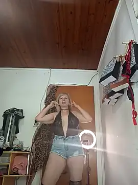 Snapshot of SexyMilf1211 chatting on December 1, 2025, 5:18 pm SexyMilf1211 online show from December 1, 2025, 5:18 pm