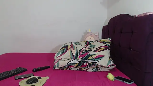 Snapshot of Salma_G1 chatting on July 13, 2026, 2:53 pm Salma G1 online show from July 13, 2026, 2:53 pm