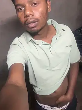 Snapshot of banty05 chatting on November 28, 2025, 5:15 pm banty05 online show from November 28, 2025, 5:15 pm