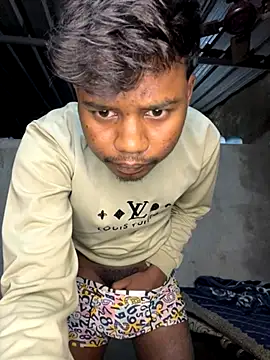 Snapshot of banty05 chatting on December 2, 2025, 5:08 pm banty05 online show from December 2, 2025, 5:08 pm