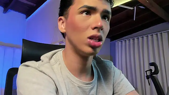 Seab trooy online show from March 12, 2026, 4:07 am