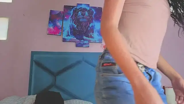 Hopemoretti online show from March 16, 2026, 7:40 pm