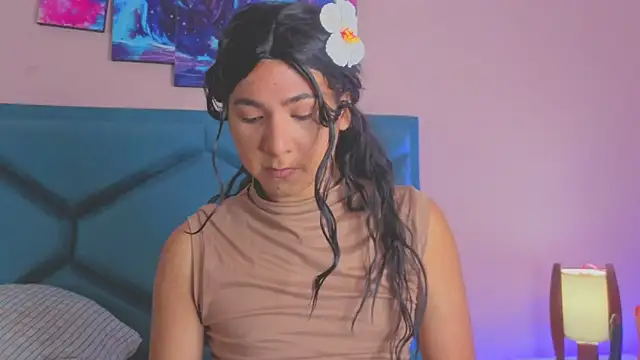 Hopemoretti online show from March 18, 2026, 3:26 pm