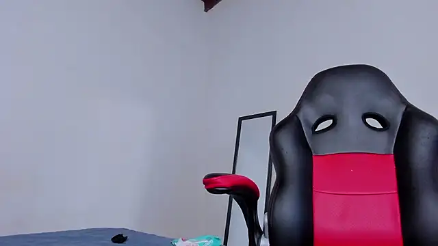 LuigiVitale 1 online show from March 6, 2026, 1:13 am