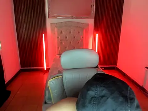 pablo prada online show from November 19, 2025, 6:52 pm