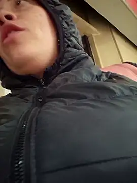 Snapshot of Rouse_hot_ chatting on November 21, 2025, 8:07 pm Rouse hot online show from November 21, 2025, 8:07 pm