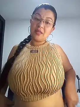 CelesteAlvarez1989 online show from May 23, 2026, 3:12 am