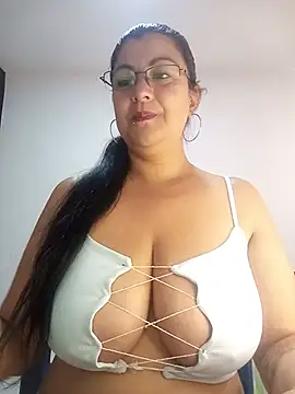 Snapshot of CelesteAlvarez1989 chatting on June 23, 2026, 4:38 pm CelesteAlvarez1989 online show from June 23, 2026, 4:38 pm