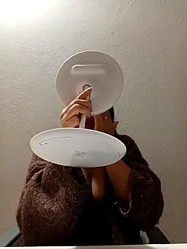 sara-xx online show from February 10, 2026, 2:59 am