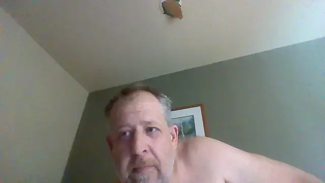 Snapshot of Mikey40wv chatting on November 22, 2025, 4:28 pm Mikey40wv online show from November 22, 2025, 4:28 pm