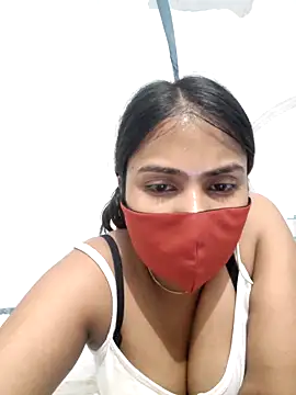 Red Love 1 online show from May 10, 2026, 6:35 pm