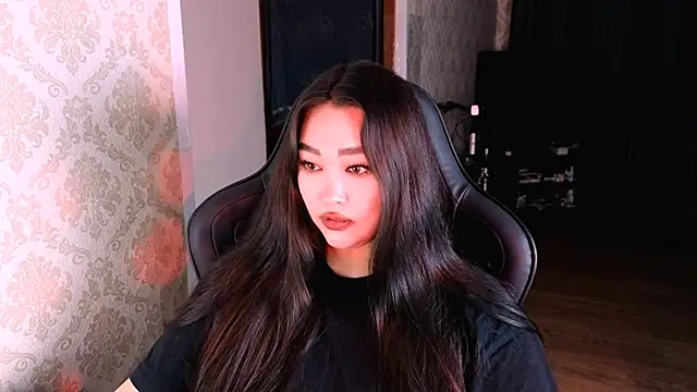 Emma Uilson online show from January 11, 2026, 2:22 pm