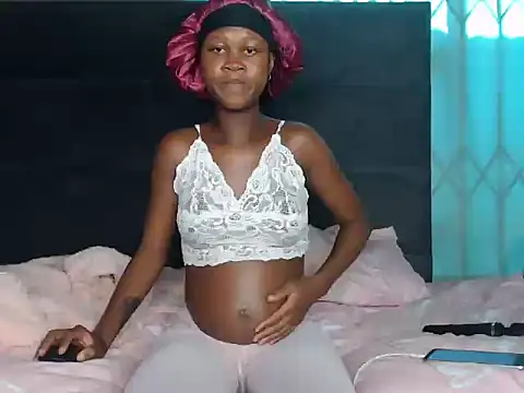 Snapshot of LilPregnantMommyyy chatting on November 21, 2025, 3:00 pm LilPregnantMommyyy online show from November 21, 2025, 3:00 pm