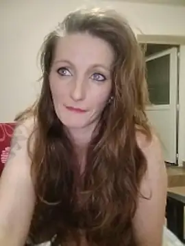 CrazyMaya39 online show from April 28, 2026, 2:27 am