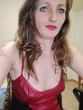 Snapshot of CrazyMaya39 chatting on May 4, 2026, 9:55 pm CrazyMaya39 online show from May 4, 2026, 9:55 pm