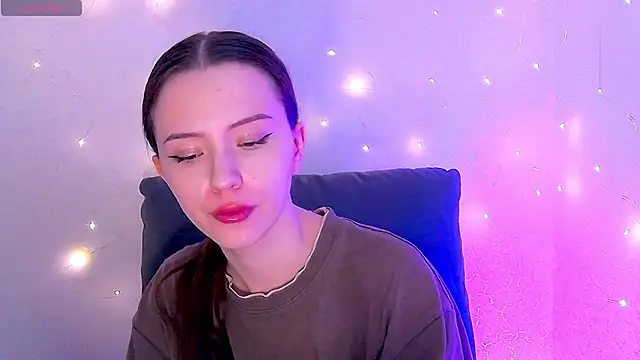 Snapshot of BellaVelure6767 chatting on March 21, 2026, 2:16 am BellaVelure6767 online show from March 21, 2026, 2:16 am