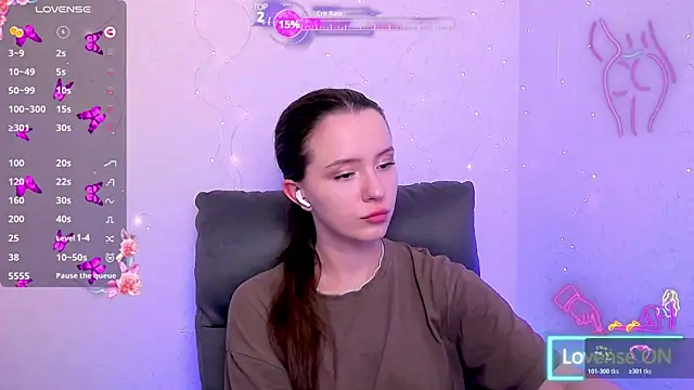 Snapshot of BellaVelure6767 chatting on May 23, 2026, 2:39 am BellaVelure6767 online show from May 23, 2026, 2:39 am