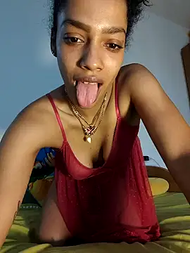 Snapshot of chanell95 chatting on May 4, 2026, 7:37 am chanell95 online show from May 4, 2026, 7:37 am
