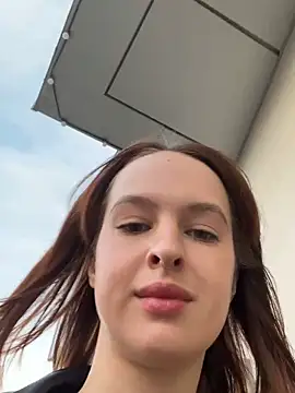 hani obsessed online show from November 21, 2025, 1:10 pm