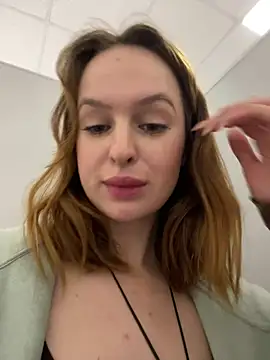 hani obsessed online show from April 25, 2026, 1:41 pm