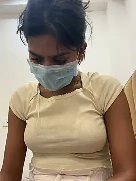 sexyayeshadesi online show from May 21, 2026, 6:04 pm