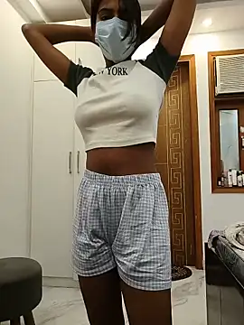 sexyayeshadesi online show from June 13, 2026, 7:06 am