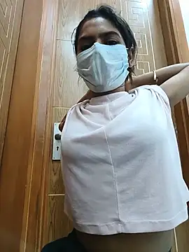 sexyayeshadesi online show from June 26, 2026, 5:06 pm