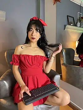 AmbarOishi   online show from December 4, 2025, 2:26 pm