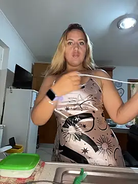 Snapshot of asshly20 chatting on November 28, 2025, 4:20 pm asshly20 online show from November 28, 2025, 4:20 pm