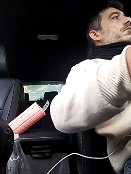 Snapshot of platone09 chatting on November 20, 2025, 3:34 pm platone09 online show from November 20, 2025, 3:34 pm