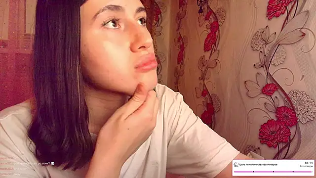 Snapshot of KristinaScott chatting on December 15, 2025, 7:07 pm KristinaScott online show from December 15, 2025, 7:07 pm