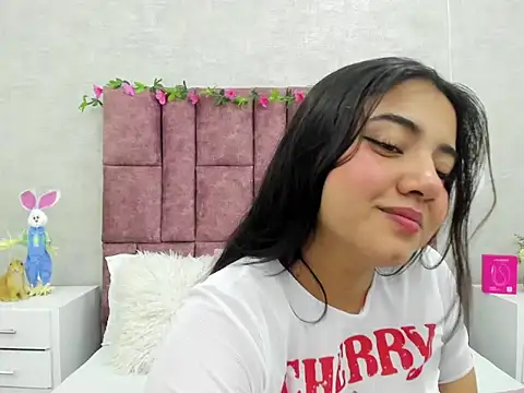 Snapshot of SalomeLee chatting on May 20, 2026, 11:16 am SalomeLee online show from May 20, 2026, 11:16 am