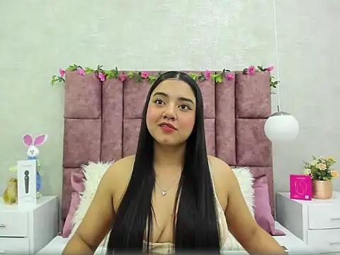 Snapshot of SalomeLee chatting on June 28, 2026, 11:16 am SalomeLee online show from June 28, 2026, 11:16 am