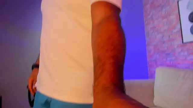 Chris Varden online show from December 19, 2025, 6:37 pm