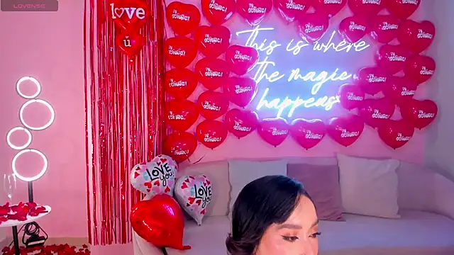 ZaraKafruni online show from February 14, 2026, 4:09 am