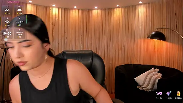 Snapshot of SophieLanne chatting on July 20, 2026, 2:04 am SophieLanne online show from July 20, 2026, 2:04 am