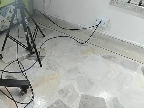 noa-camila online show from November 25, 2025, 12:38 pm