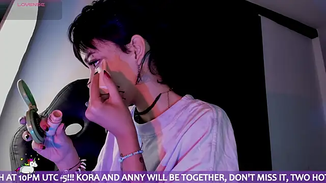 Anny Kiitty online show from May 26, 2026, 4:19 am