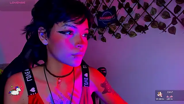 Anny Kiitty online show from June 18, 2026, 6:35 am