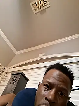 Snapshot of yourboy501withthebig1 chatting on June 8, 2026, 3:18 am yourboy501withthebig1 online show from June 8, 2026, 3:18 am