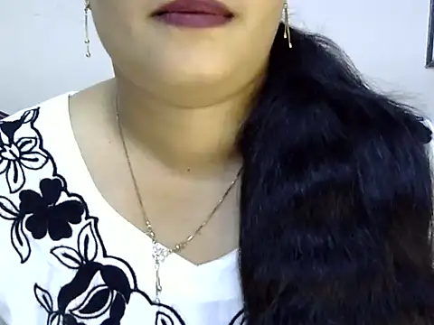Muskan Jha online show from June 24, 2026, 1:59 am