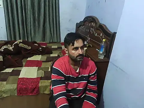 VienneseTripe online show from November 19, 2025, 1:44 pm