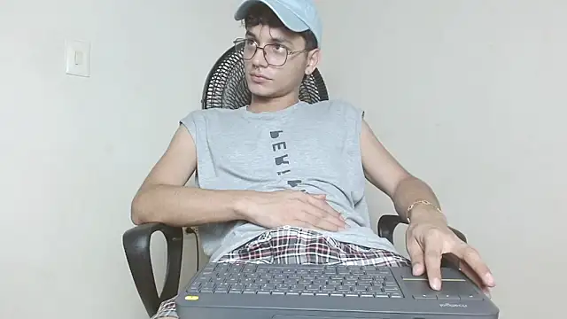 andrew dann online show from November 20, 2025, 6:24 am