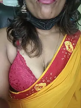 Snapshot of Premalatha_28 chatting on May 29, 2026, 6:17 pm Premalatha 28 online show from May 29, 2026, 6:17 pm