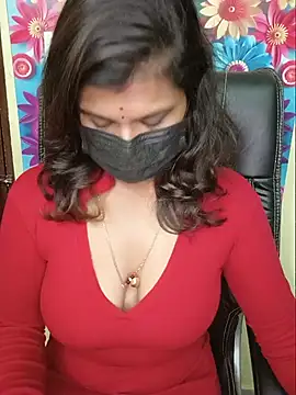 Snapshot of Premalatha_28 chatting on June 16, 2026, 5:10 am Premalatha 28 online show from June 16, 2026, 5:10 am