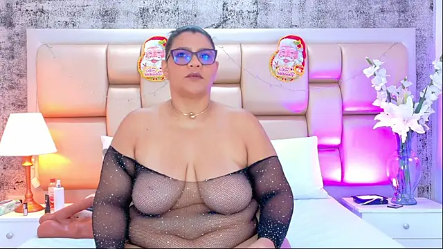 SelennaCooper online show from December 20, 2025, 12:12 pm