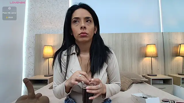 mature eva1 online show from May 31, 2026, 11:17 am